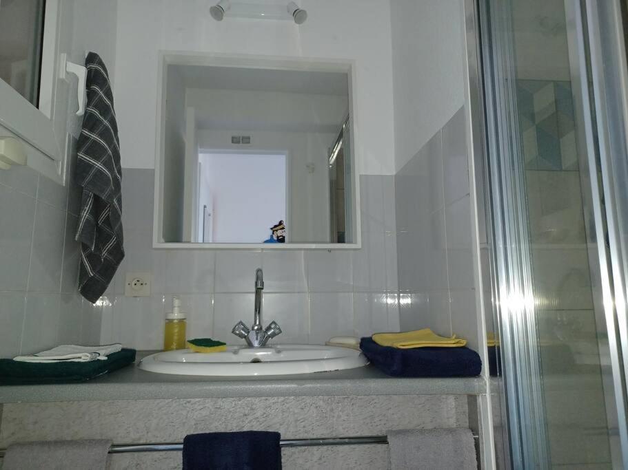 Plain-Pied, Terrasse, Piscine, Pleine Vue Mer, Plage A 6' A Pied, Parking, Wifi Fleury  Exteriér fotografie