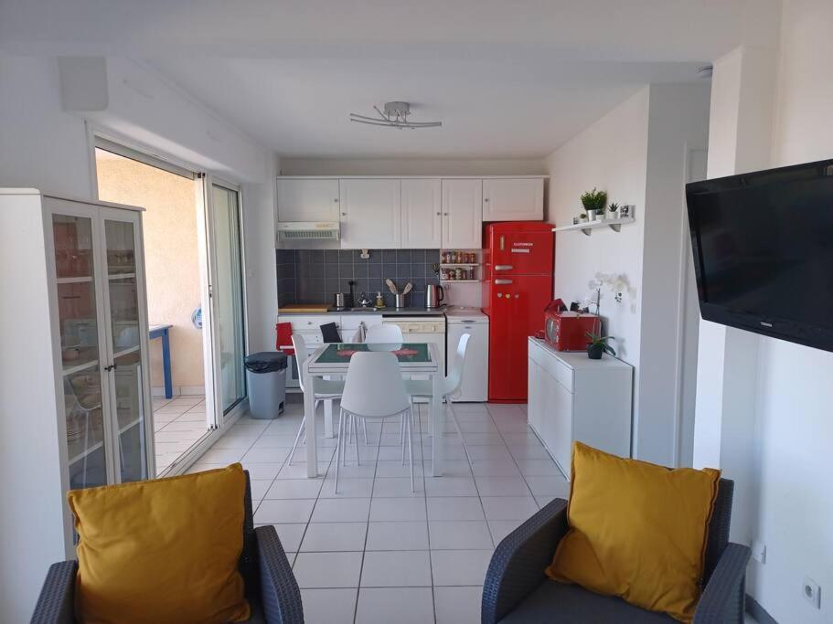 Plain-Pied, Terrasse, Piscine, Pleine Vue Mer, Plage A 6' A Pied, Parking, Wifi Fleury  Exteriér fotografie